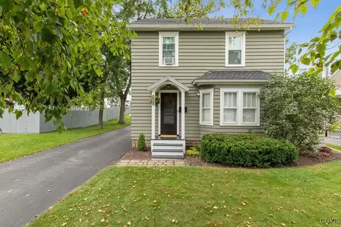 214 S Terry Rd, Geddes, NY 13219