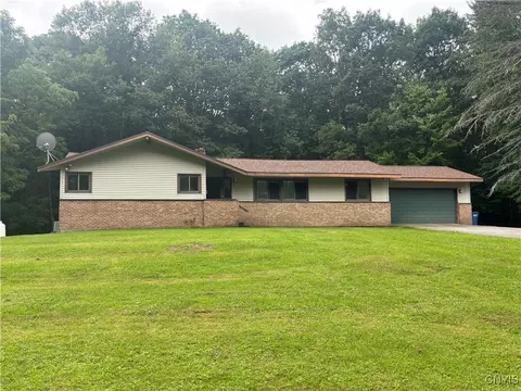 1120 State Route 49, Vienna, NY 13042