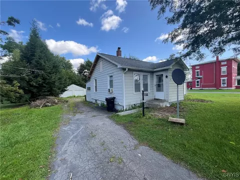 2403 Broad St, Frankfort, NY 13340