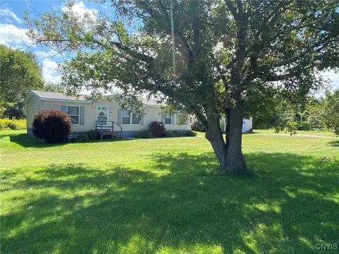 20138 Burton Rd, Hounsfield, NY 13685