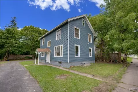 111 Hobart St, Utica, NY 13501