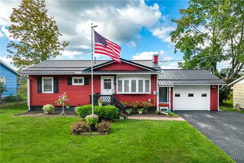 111 Henderson Blvd, Van Buren, NY 13209