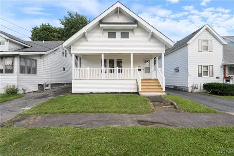 518 Craig St, Syracuse, NY 13208
