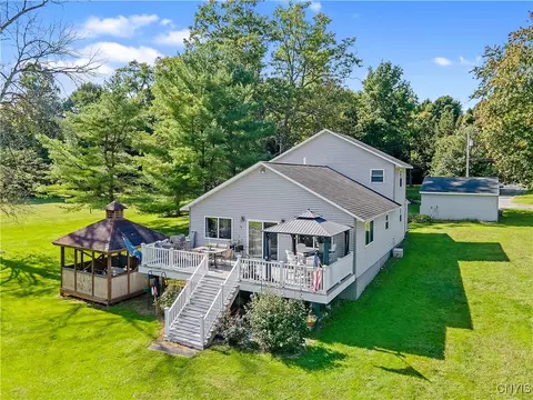 8044 Mills Rd, Lysander, NY 13027