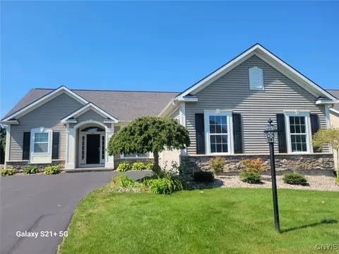 3401 Long Shadow Dr, Lysander, NY 13027