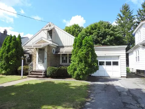 505 Roxford Rd S, Salina, NY 13208