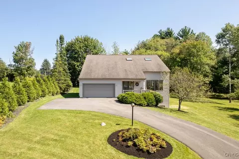 29 Gillette Ln, Cazenovia, NY 13035
