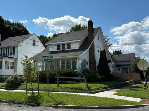 721 Wadsworth St, Syracuse, NY 13208