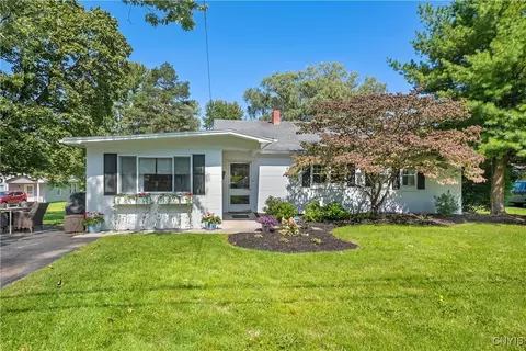 4 Highland St, Skaneateles, NY 13152