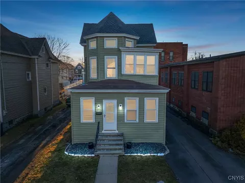 215 N Bellinger St, Herkimer, NY 13350
