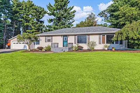 223 Oxford Rd, New Hartford, NY 13413
