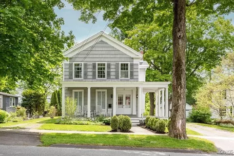 82 Lincklaen St, Cazenovia, NY 13035