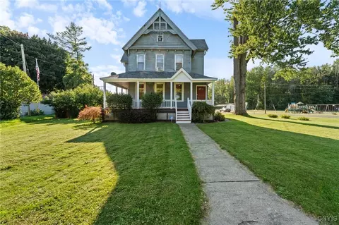 125 N Willow St, Oneida, NY 13421