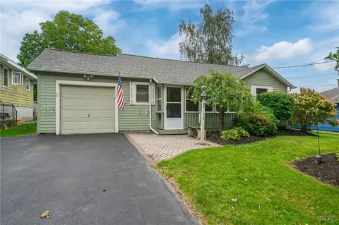 102 Ferncliff Ave, Salina, NY 13088