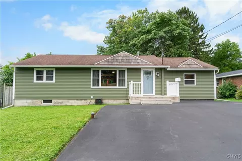 219 Glendale Ave, Salina, NY 13088