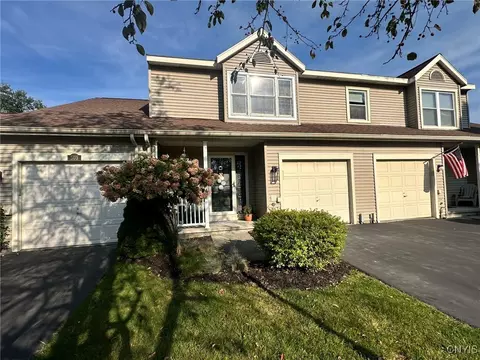 505 Meadow Dr, Utica, NY 13502