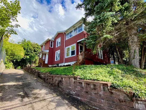 105 Cogswell Ave, Geddes, NY 13209