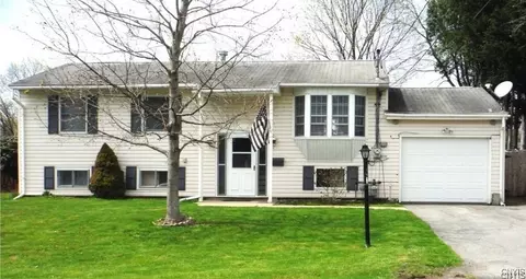 455 Elmhurst Rd, Utica, NY 13502