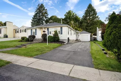 507 N Highland Ave, East Syracuse, NY 13057