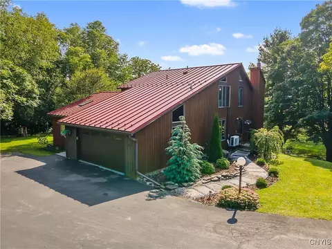 418 Long Rd, Tully, NY 13159