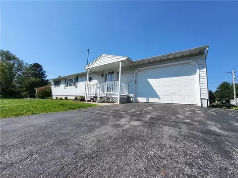 116 Mayers St, Salina, NY 13088