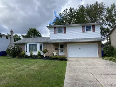 107 Macarthur Dr, Amherst, NY 14221