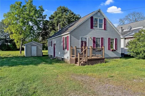 798 S 1st St, Fulton, NY 13069