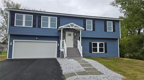 7887 Marina Dr, Bridgeport, NY 13030