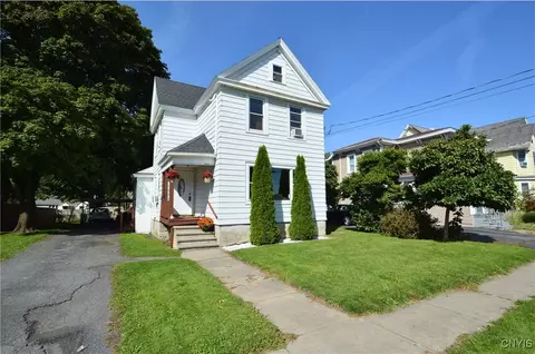 207 Kinne St, East Syracuse, NY 13057
