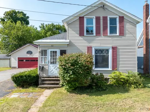 611 State St, Fulton, NY 13069