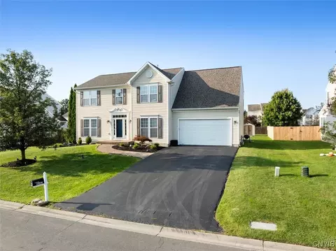 5542 Rockhampton, Clay, NY 13041