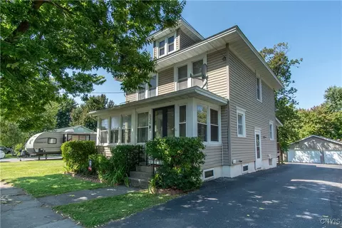 536 S Hamilton St, Watertown, NY 13601