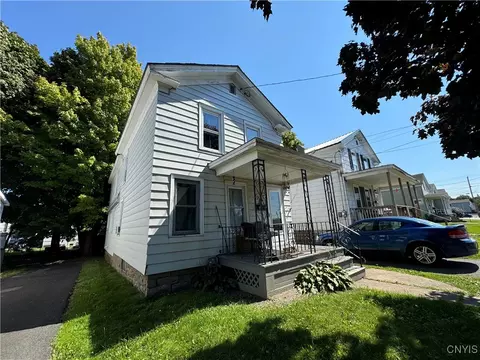 191 W 8th St, Oswego, NY 13126