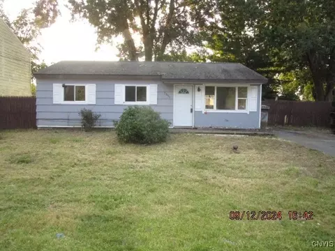 7891 Areopagitica Ave, Bridgeport, NY 13030
