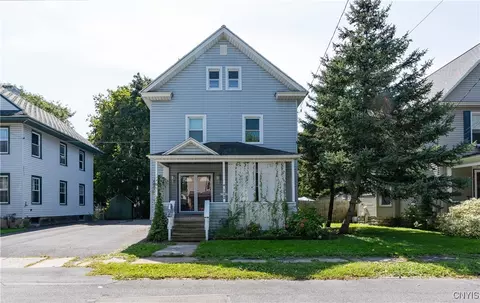 122 Bowers Ave, Watertown, NY 13601