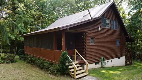 102 Ccc Dr, Richland, NY 13144