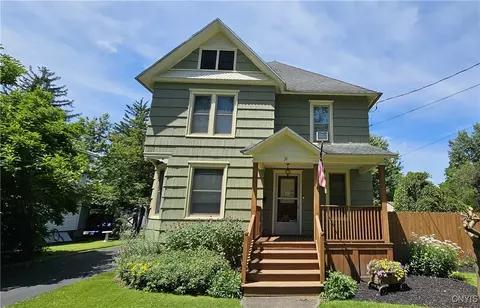 51 Mattie St, Auburn, NY 13021
