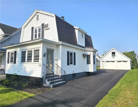1130 Hilton Ave, Utica, NY 13501