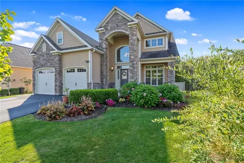 4972 Astilbe, Clay, NY 13088