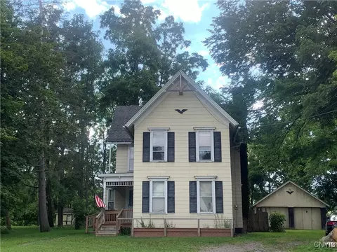 73 N Main St, Earlville, NY 13332