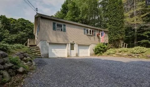 188 Capehorn Rd, Johnstown, NY 12095