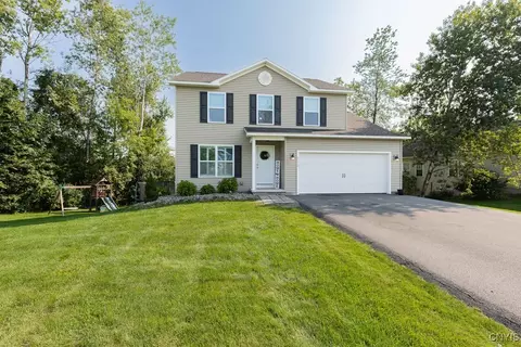 9174 Tanwood Cir, Phoenix, NY 13135