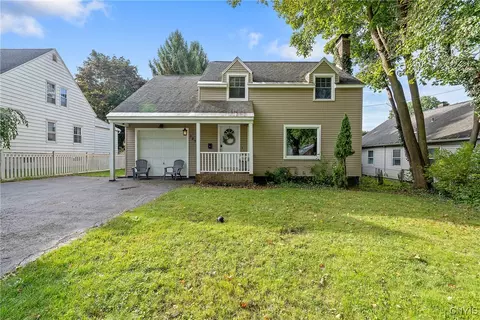 325 Westvale Rd, Geddes, NY 13219