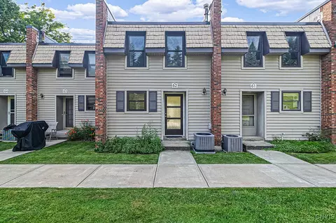 62 Chestnut, New Hartford, NY 13413