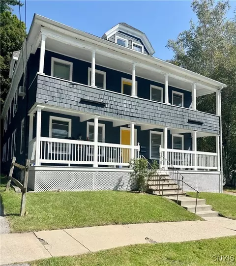 82 Church St, Little Falls, NY 13365