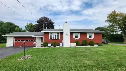107 W Elm St, Lenox, NY 13032
