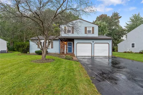 8185 Gatewood Dr, Clay, NY 13041