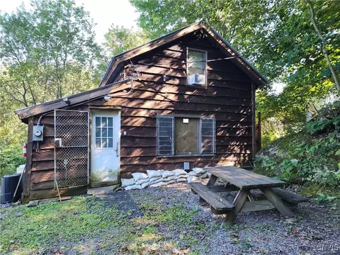 101 Highland Ave, Theresa, NY 13691