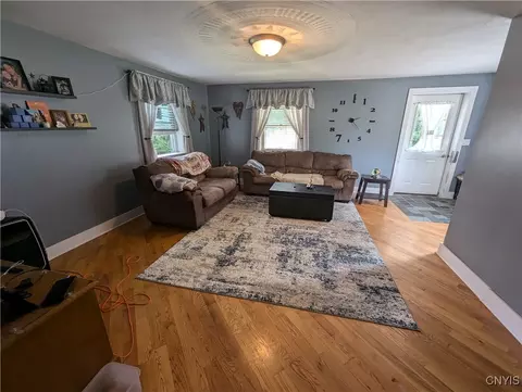 35 E Oneida St, Lysander, NY 13027 photo 23