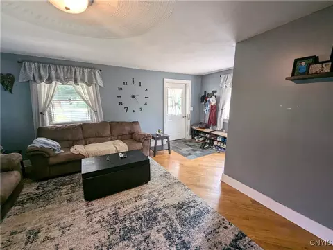 35 E Oneida St, Lysander, NY 13027 photo 26